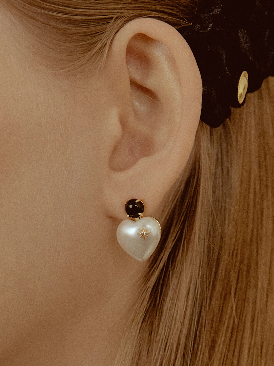 Onyx Pearl Heart Earring EC1950